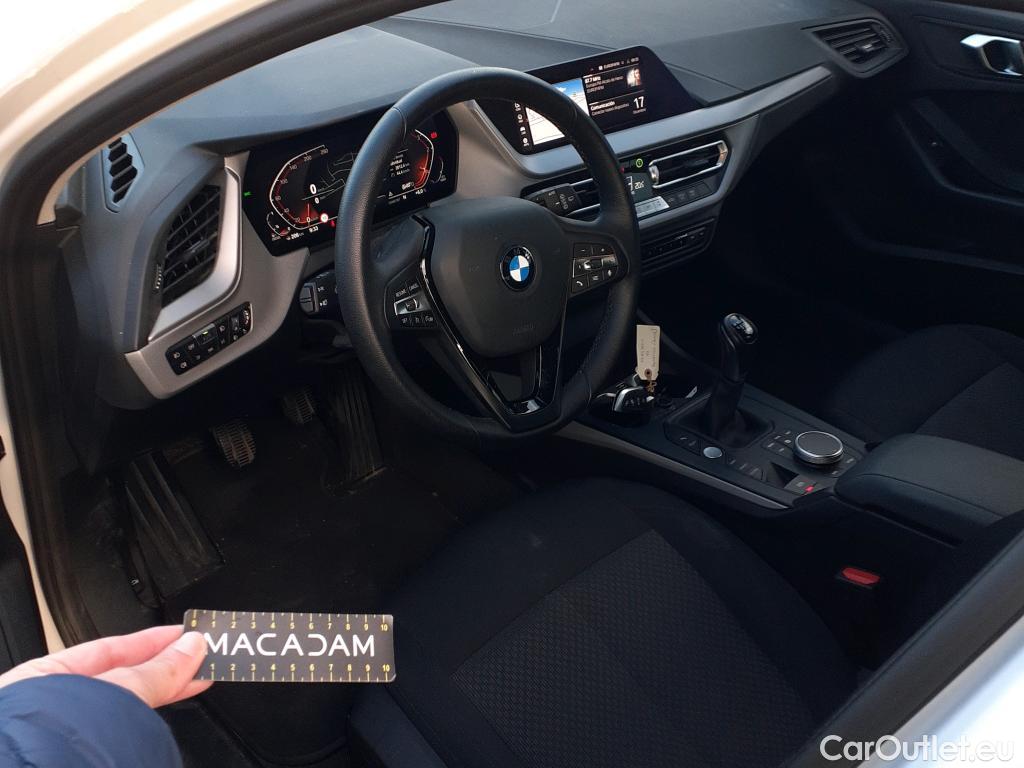  Bmw  Serie 1 BMW  / 2019 / 5P / berlina con portón 116d #8