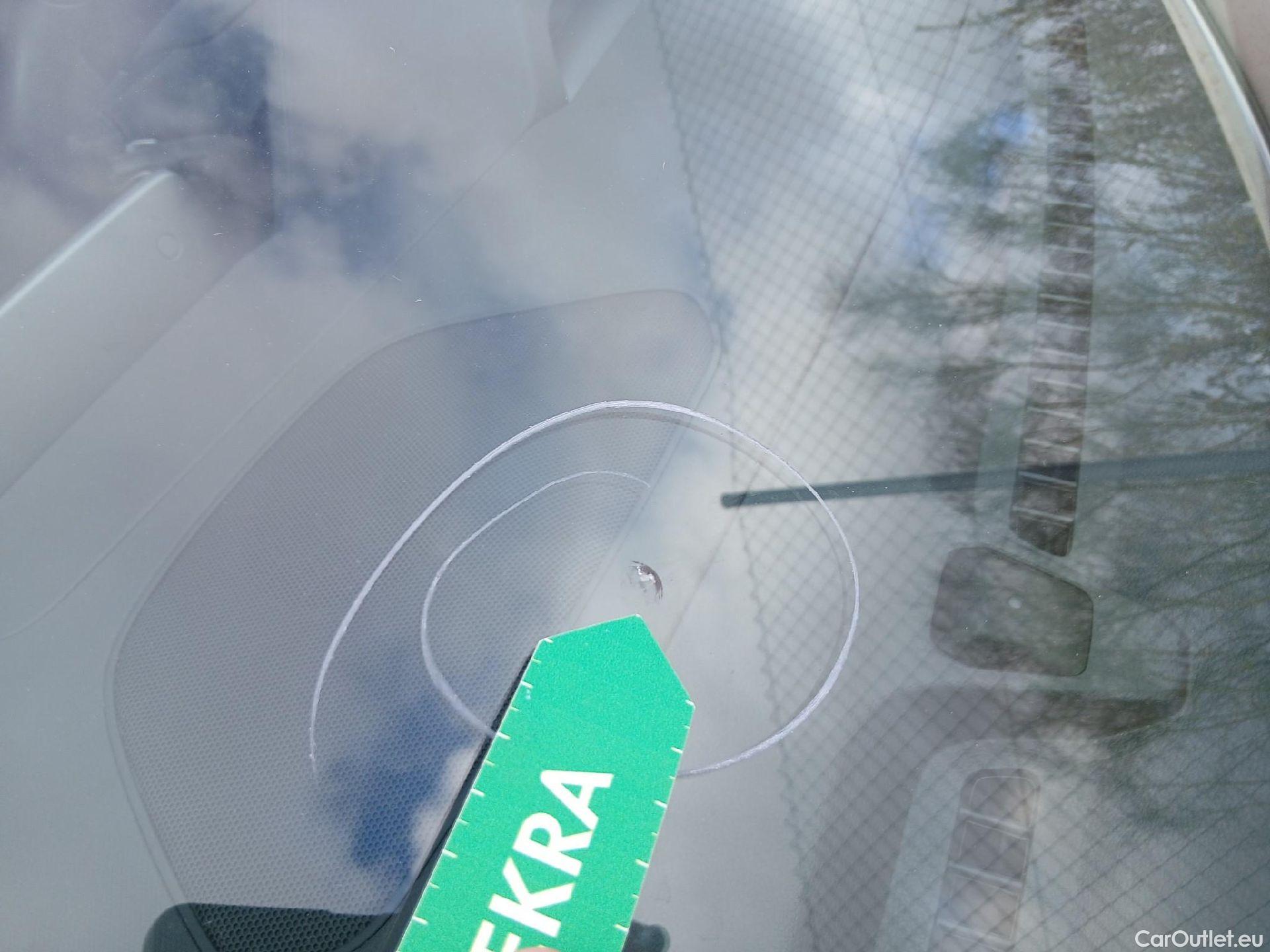  Hyundai   Ioniq HYUNDAI / 2019 / 5P / berlina con portón 1.6 GDI HEV Tecno DCT #13