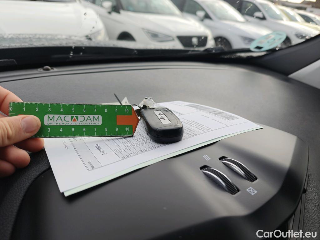  Jeep  Patriot JEEP Renegade / 2014 / 5P / todoterreno Limited 1.0G 88kW (120CV) 4x2 (AC) #2