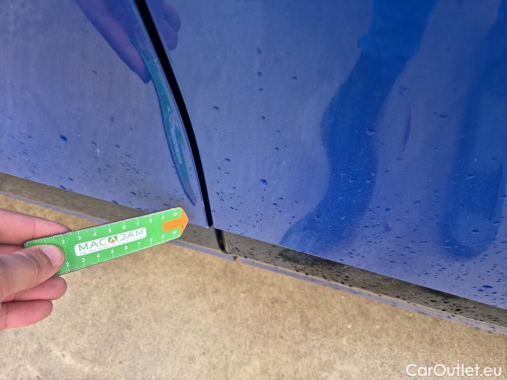  KIA  Sportage KIA  / 2022 / 5P / todoterreno 1.6 T-GDi PHEV 198kW (265CV) GT-line 4X4 #28