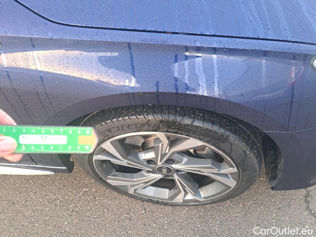  Audi  A3 AUDI  / 2020 / 5P / berlina con portón Sportback S line 40 TFSI e 150kW S tron #6