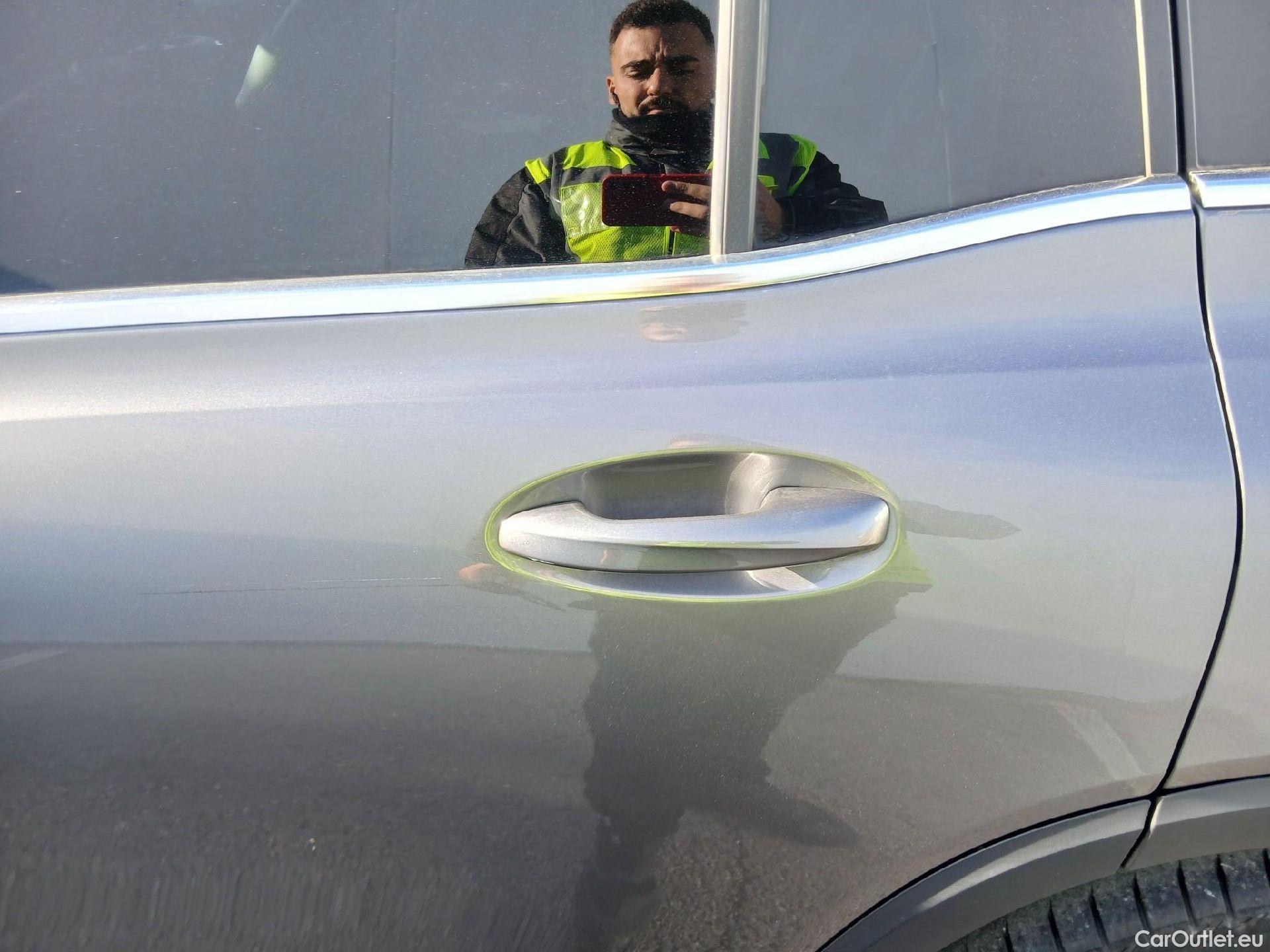  Mercedes  GLB MERCEDES-BENZ  / 2019 / 5P / todoterreno 2.0  220 D 4MATIC DCT 140KW (190CV) #8