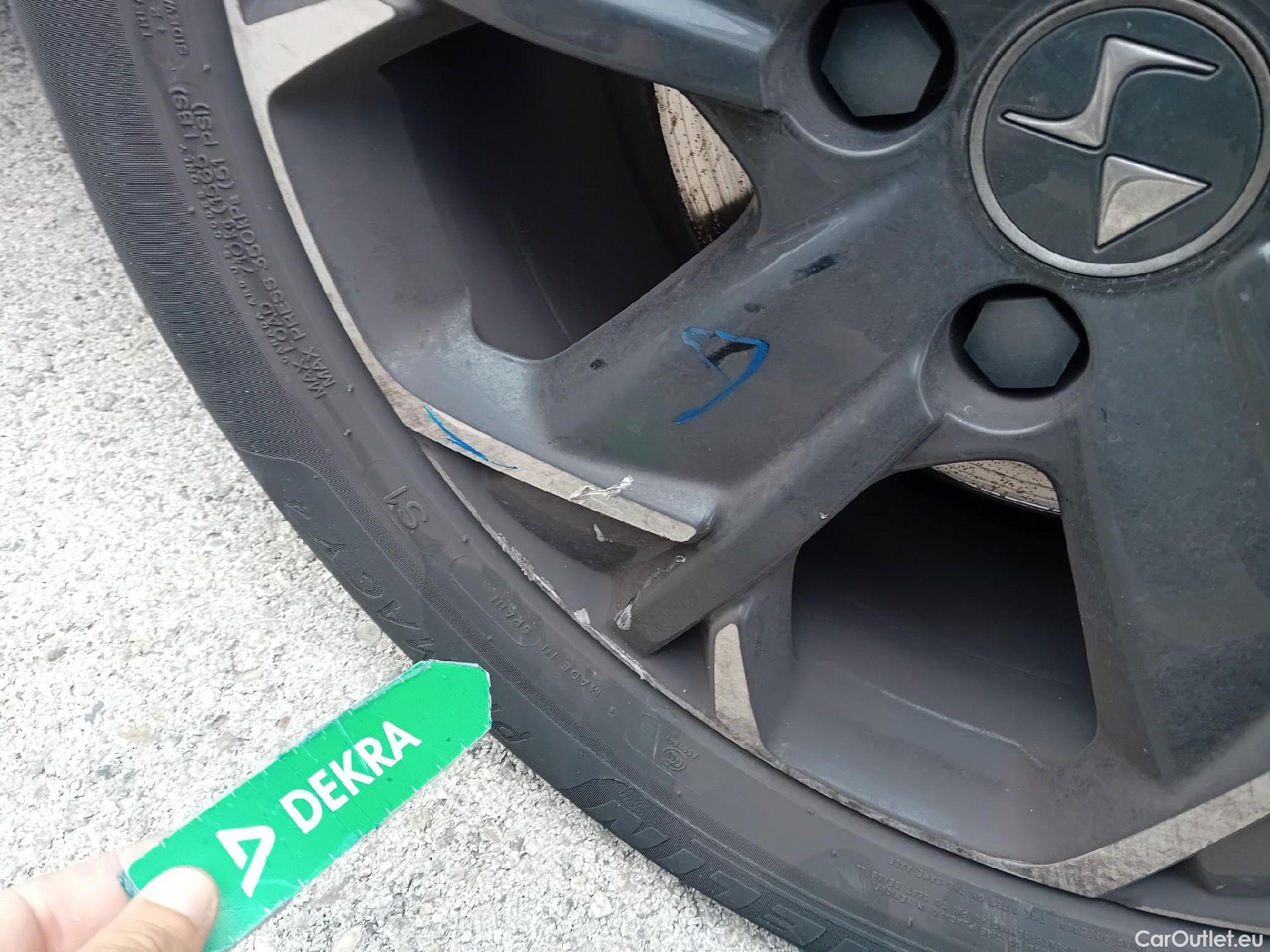  Citroen  DS3 DS DS 3 Crossback / 2018 / 5P / todoterreno PureTech 73 kW Manual SO CHIC #23