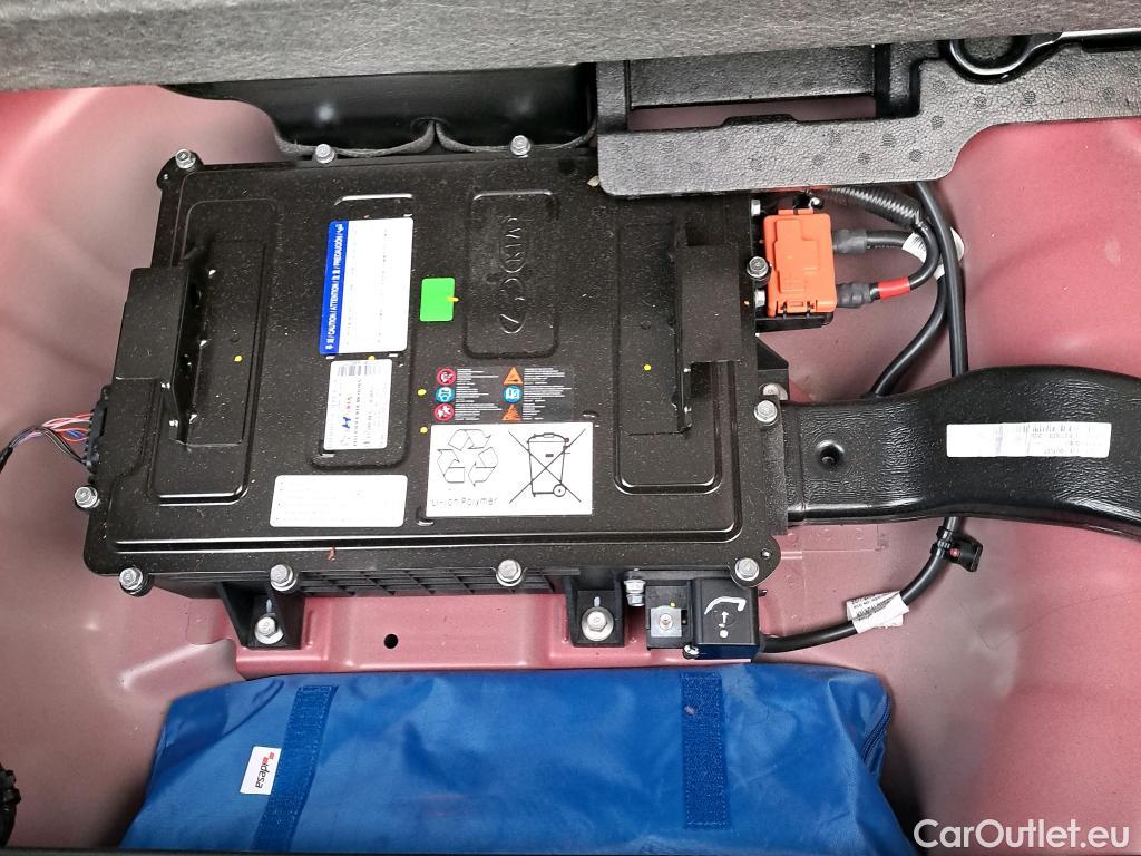  Hyundai  i20 HYUNDAI  / 2020 / 5P / berlina con portón 1.0 TGDI 74kW (100CV) 48V Tecno #6