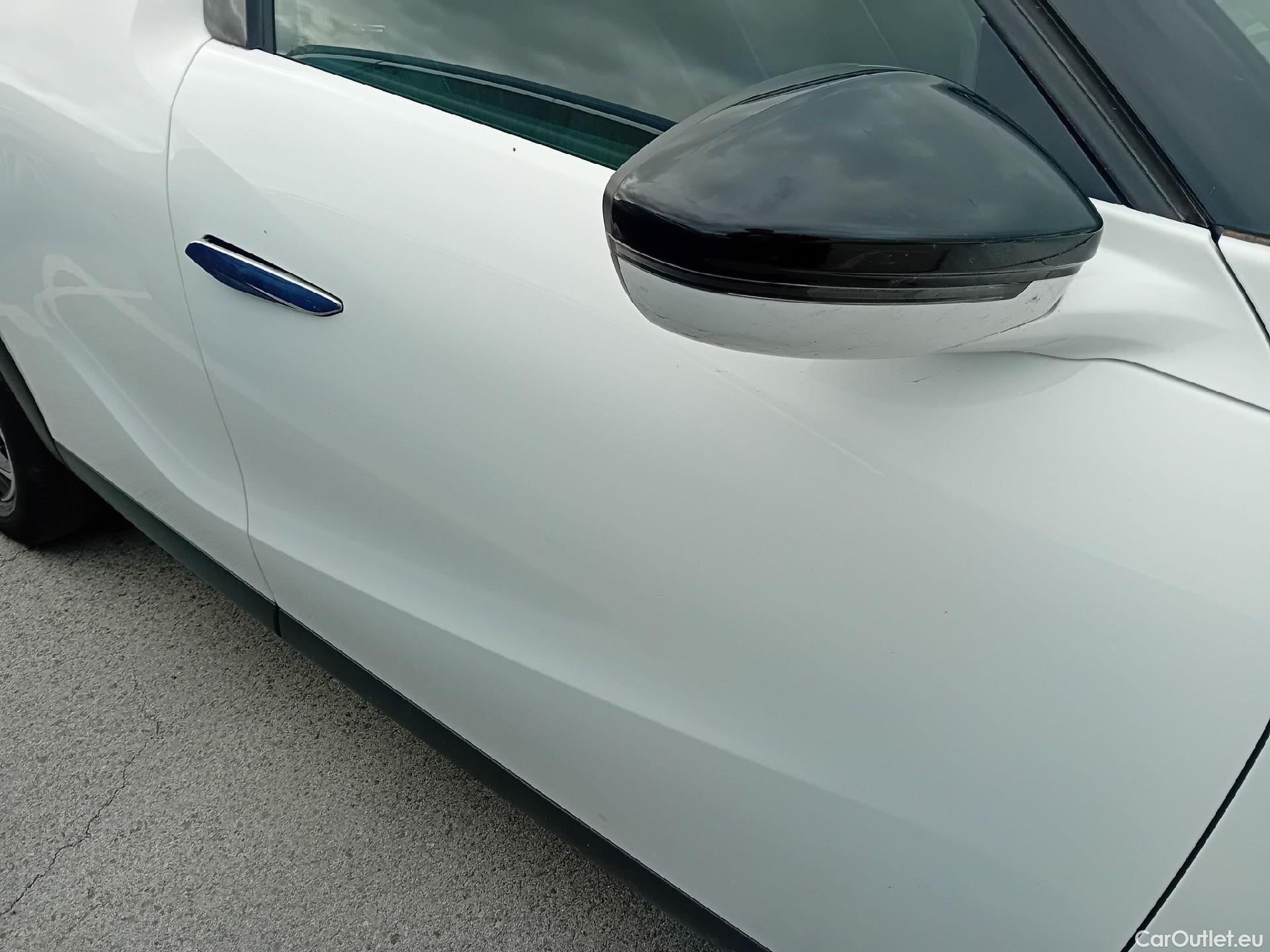  Citroen  DS3 DS DS 3 Crossback / 2018 / 5P / todoterreno PureTech 73 kW Manual SO CHIC #25