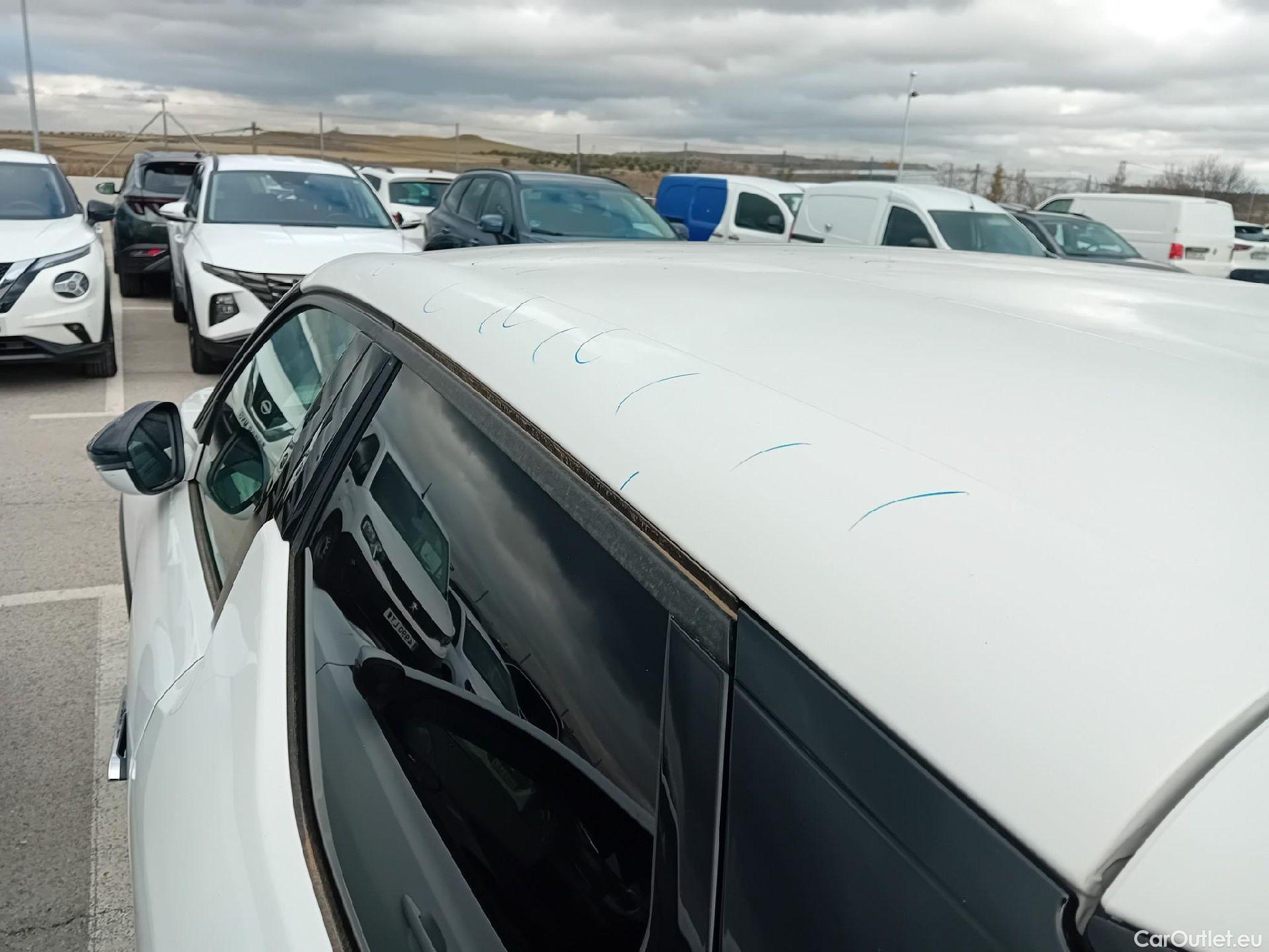  Citroen  DS3 DS DS 3 Crossback / 2018 / 5P / todoterreno PureTech 73 kW Manual SO CHIC #17