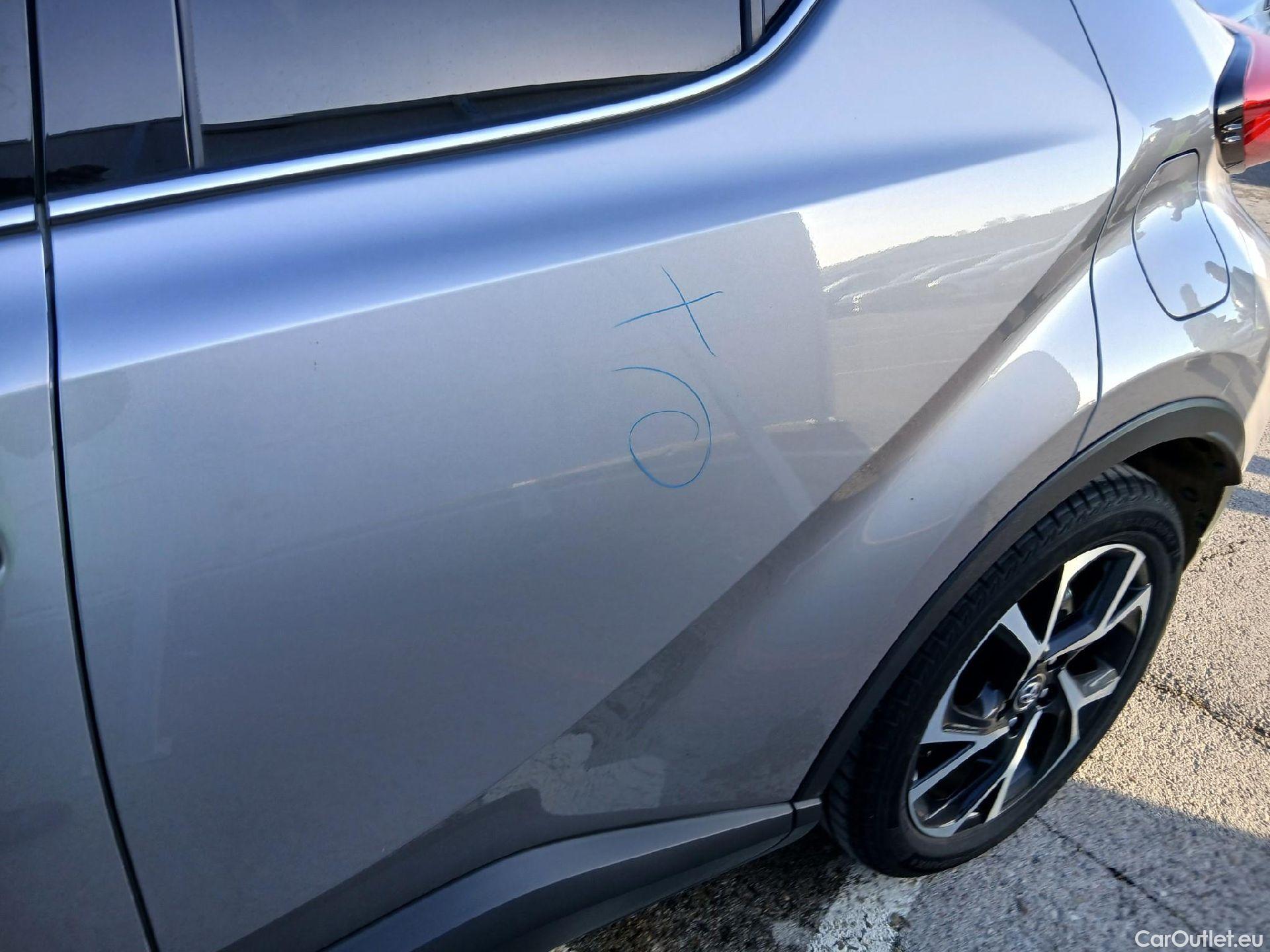  Toyota  C-HR TOYOTA  / 2016 / 5P / todoterreno 1.8 125H Advance (CX) #11