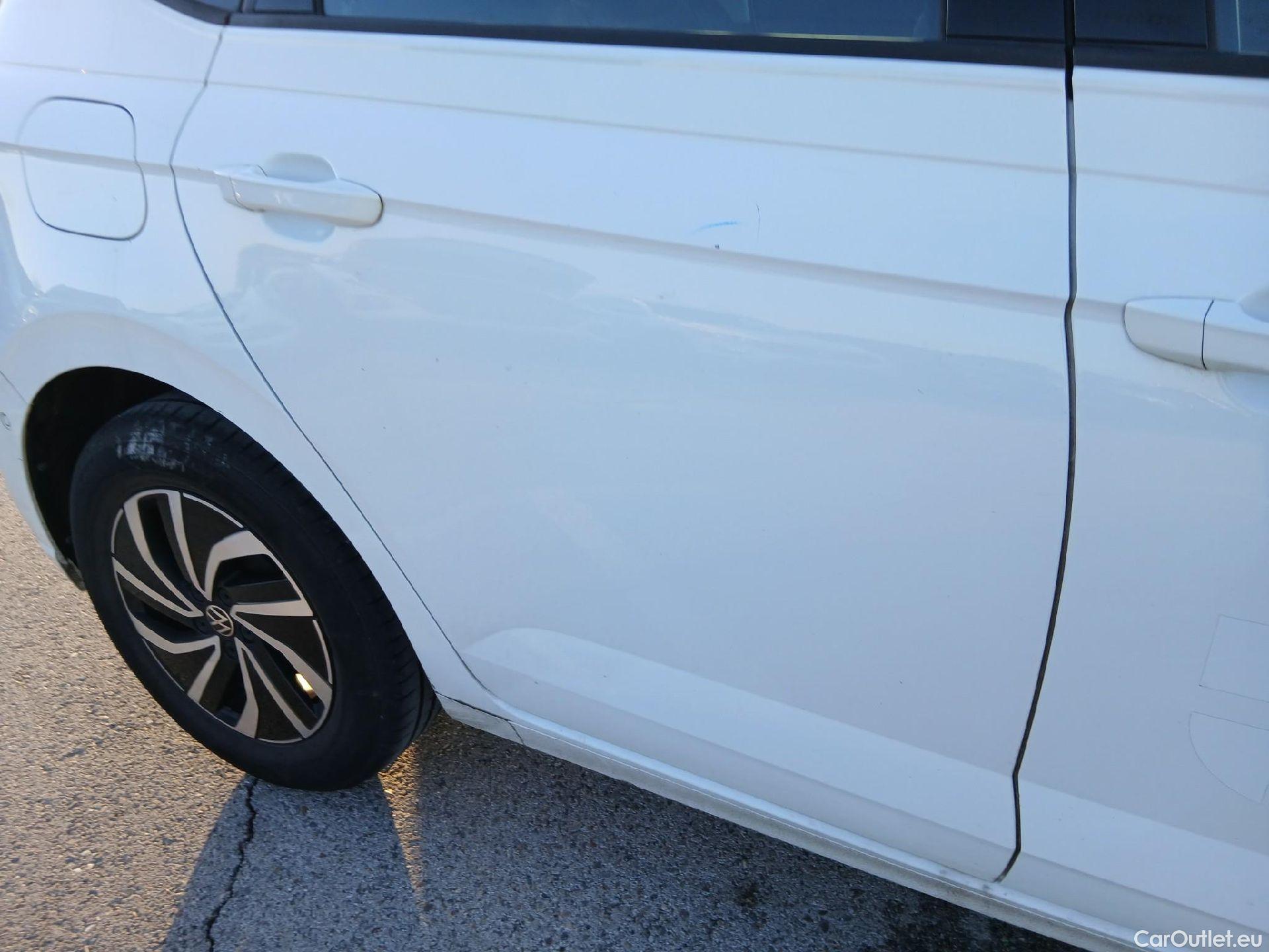  Volkswagen  Polo VOLKSWAGEN  / 2021 / 5P / berlina con portón Life 1.0 TSI 70kW (95CV) #28