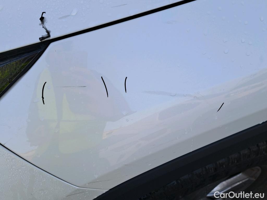  Toyota  RAV4 TOYOTA  / 2018 / 5P / todoterreno 2.5l 220H Advance #18