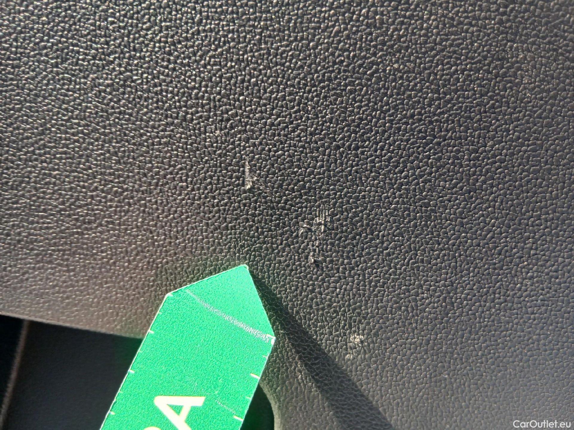  Volkswagen  Polo VOLKSWAGEN  / 2021 / 5P / berlina con portón Life 1.0 TSI 70kW (95CV) #25