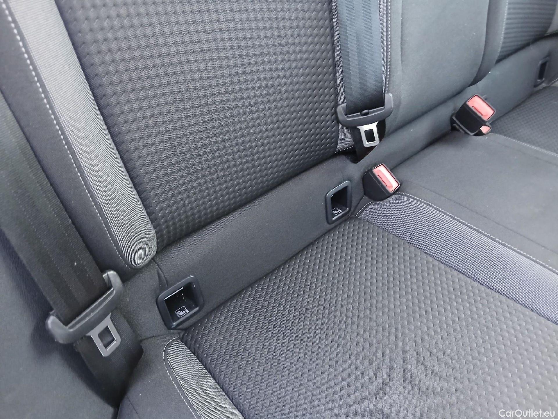  Volkswagen  Polo VOLKSWAGEN  / 2021 / 5P / berlina con portón Life 1.0 TSI 70kW (95CV) #39