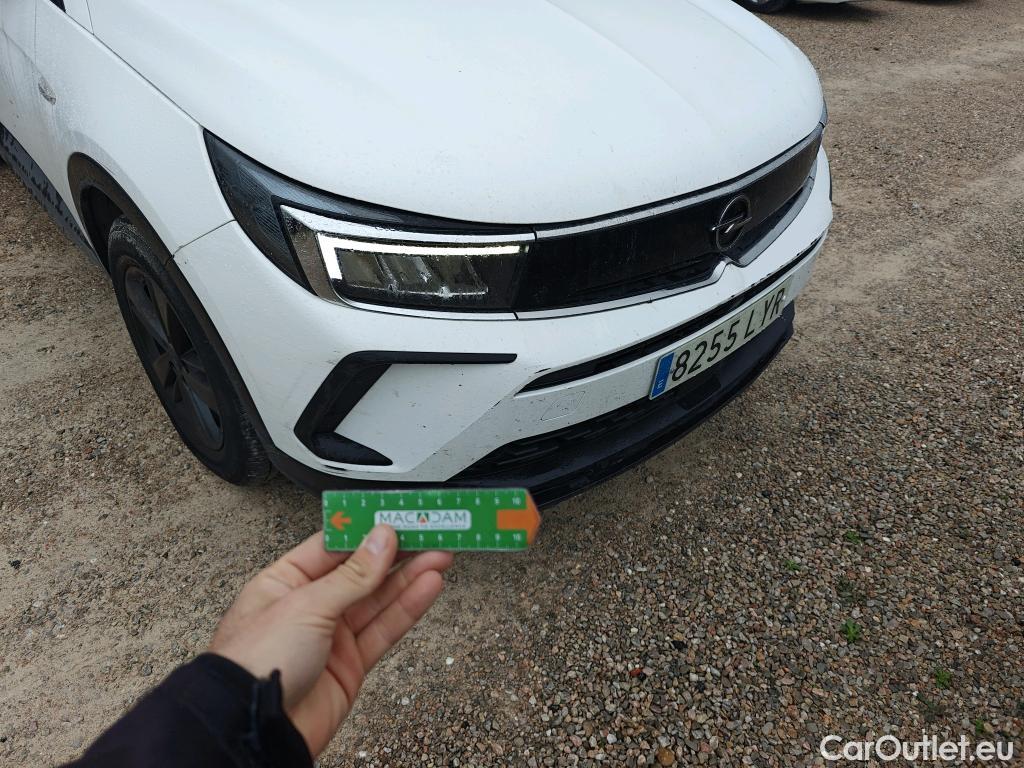  Opel   Grandland X OPEL Grandland / 2021 / 5P / todoterreno 1.5 CDTi Business Edition Auto #40