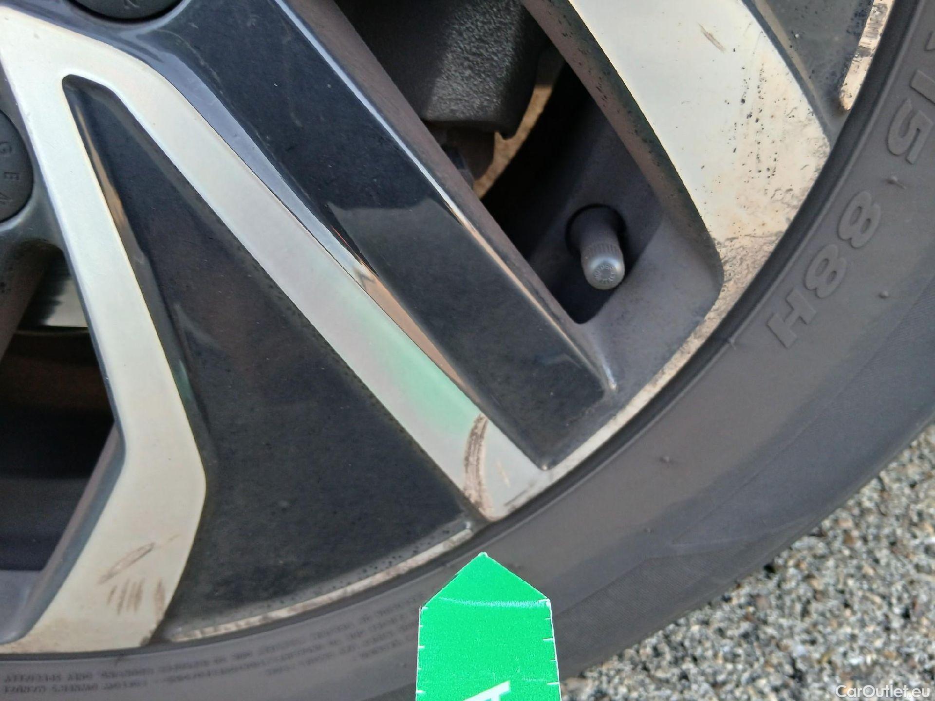  Volkswagen  Polo VOLKSWAGEN  / 2021 / 5P / berlina con portón Life 1.0 TSI 70kW (95CV) #34