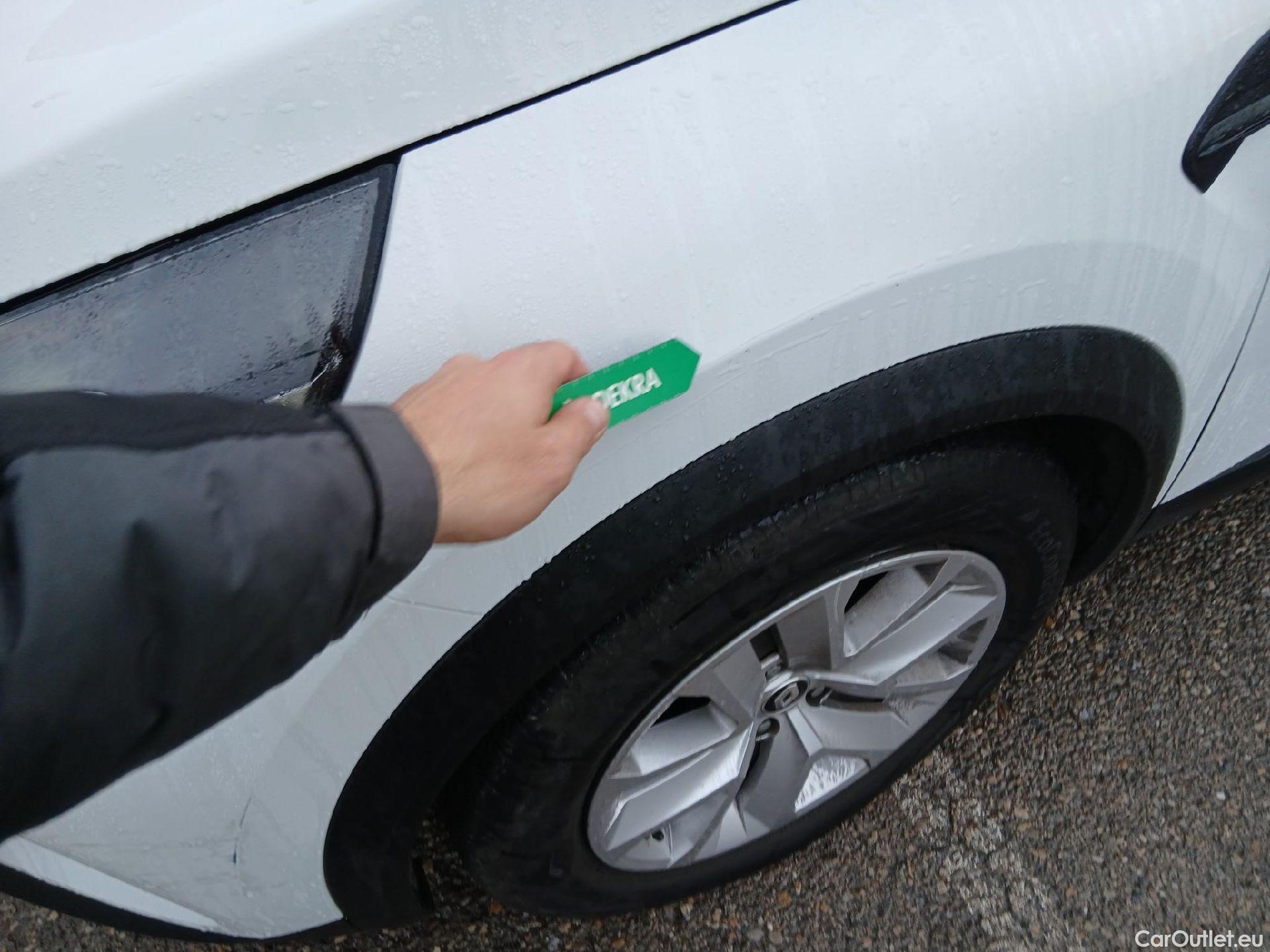  Renault  Captur RENAULT  / 2019 / 5P / todoterreno Intens TCe 90 (AC) #4