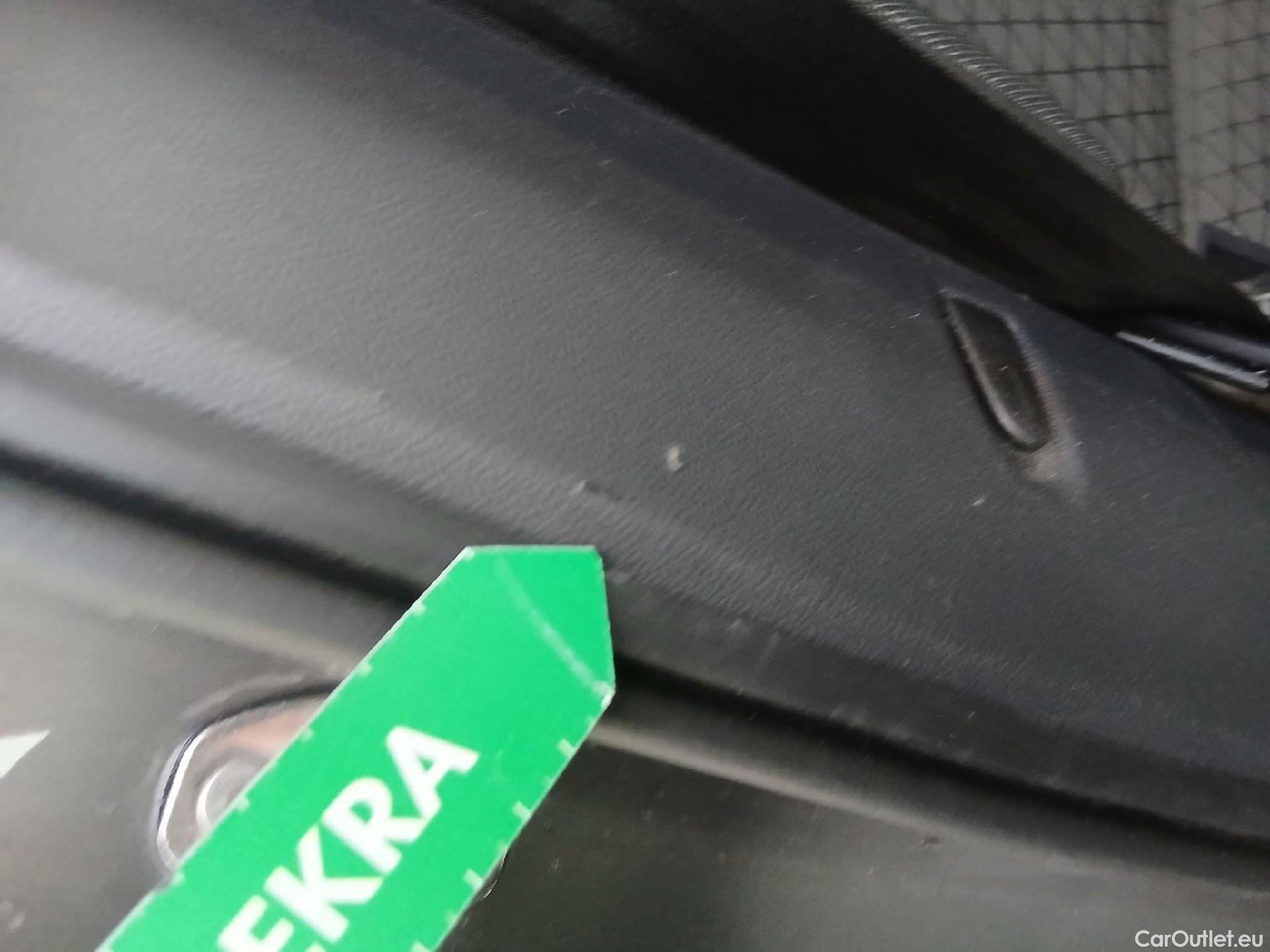  Volkswagen  T-CROSS VOLKSWAGEN  / 2018 / 5P / todoterreno Advance 1.0 TSI 85kW (115CV) DSG (AC) #39