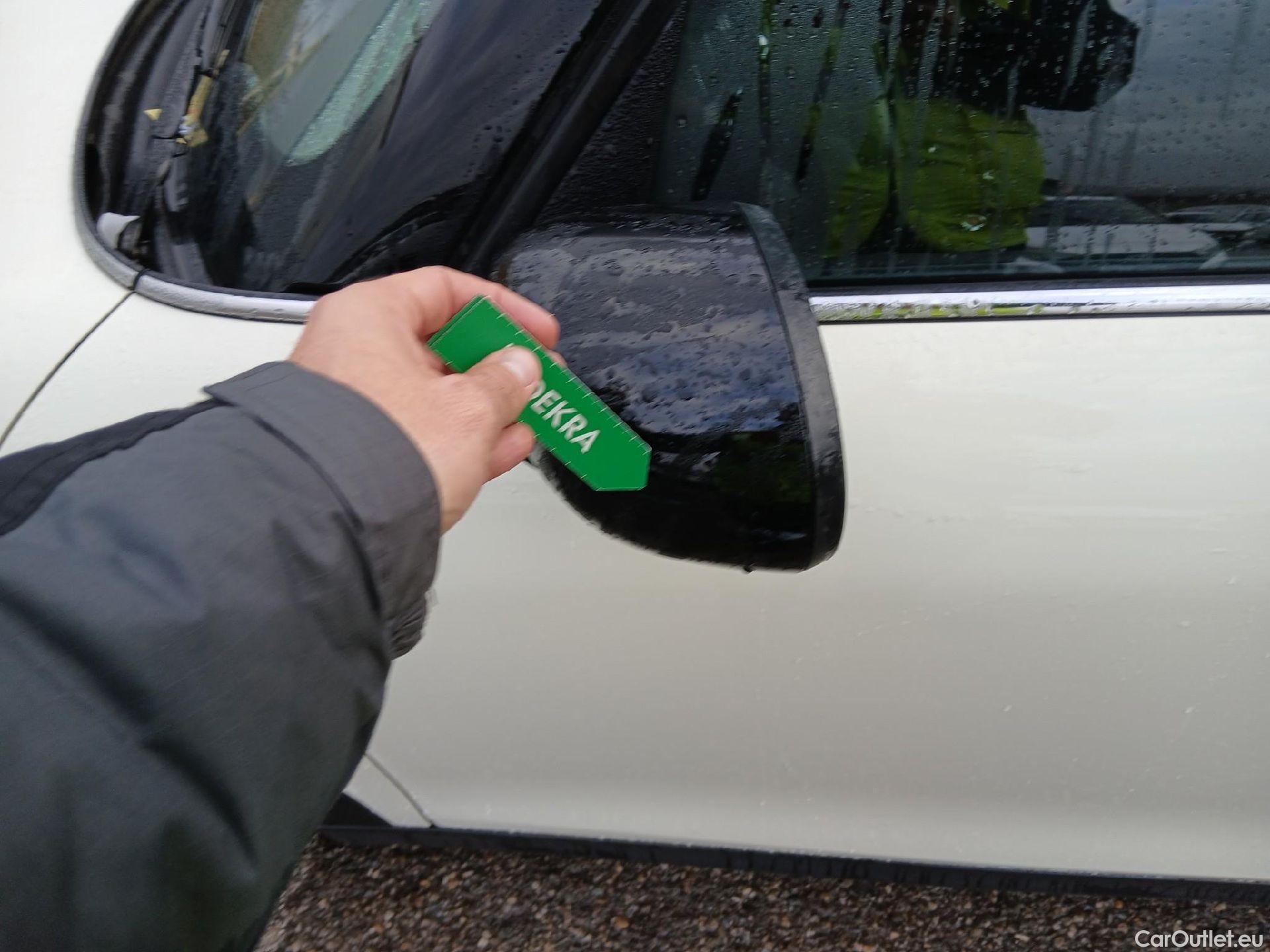  Mini  Cooper MINI MINI / 2021 / 5P / berlina con portón  5 PUERTAS #11