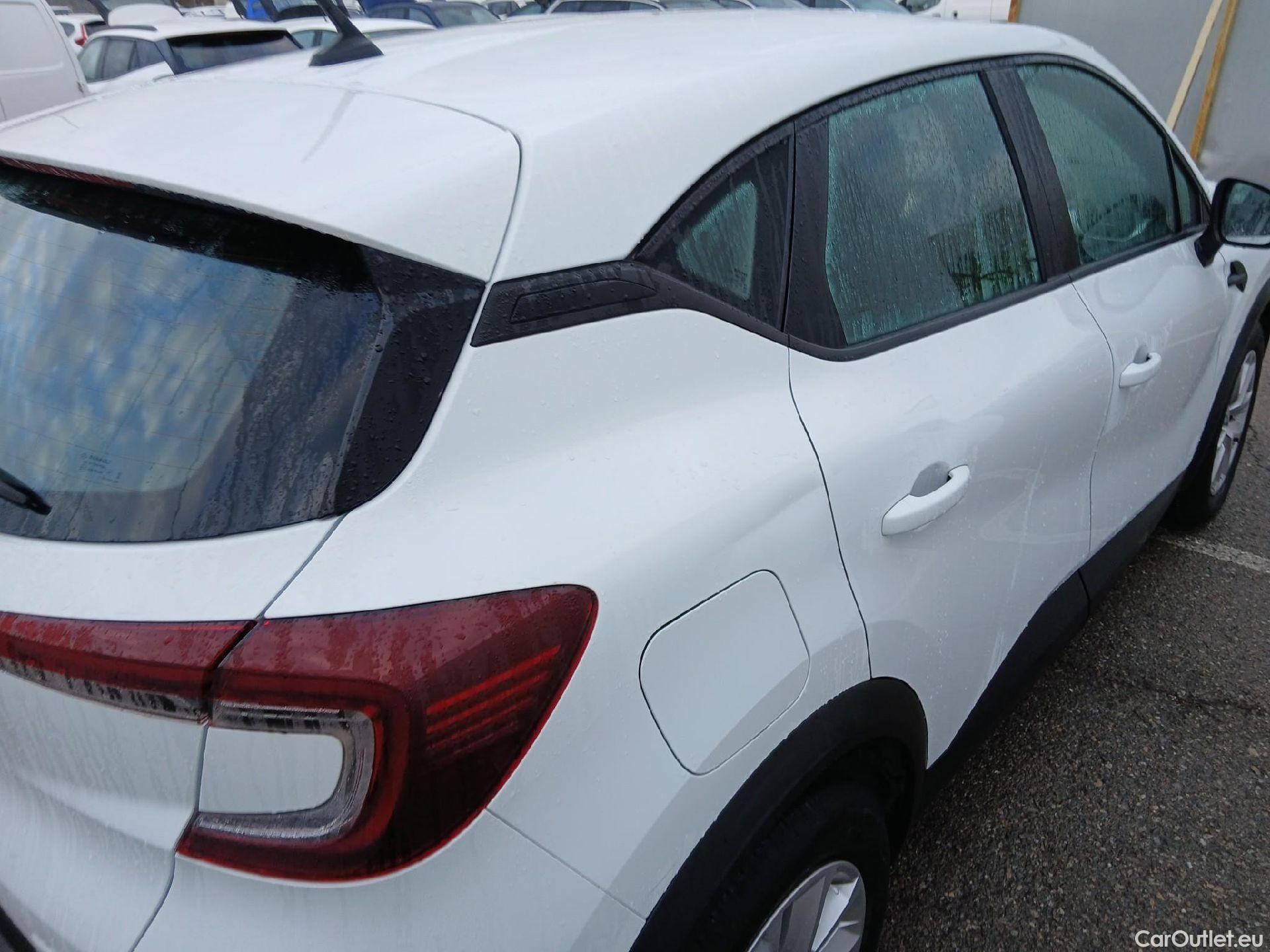  Renault  Captur RENAULT  / 2019 / 5P / todoterreno Intens TCe 90 (AC) #18