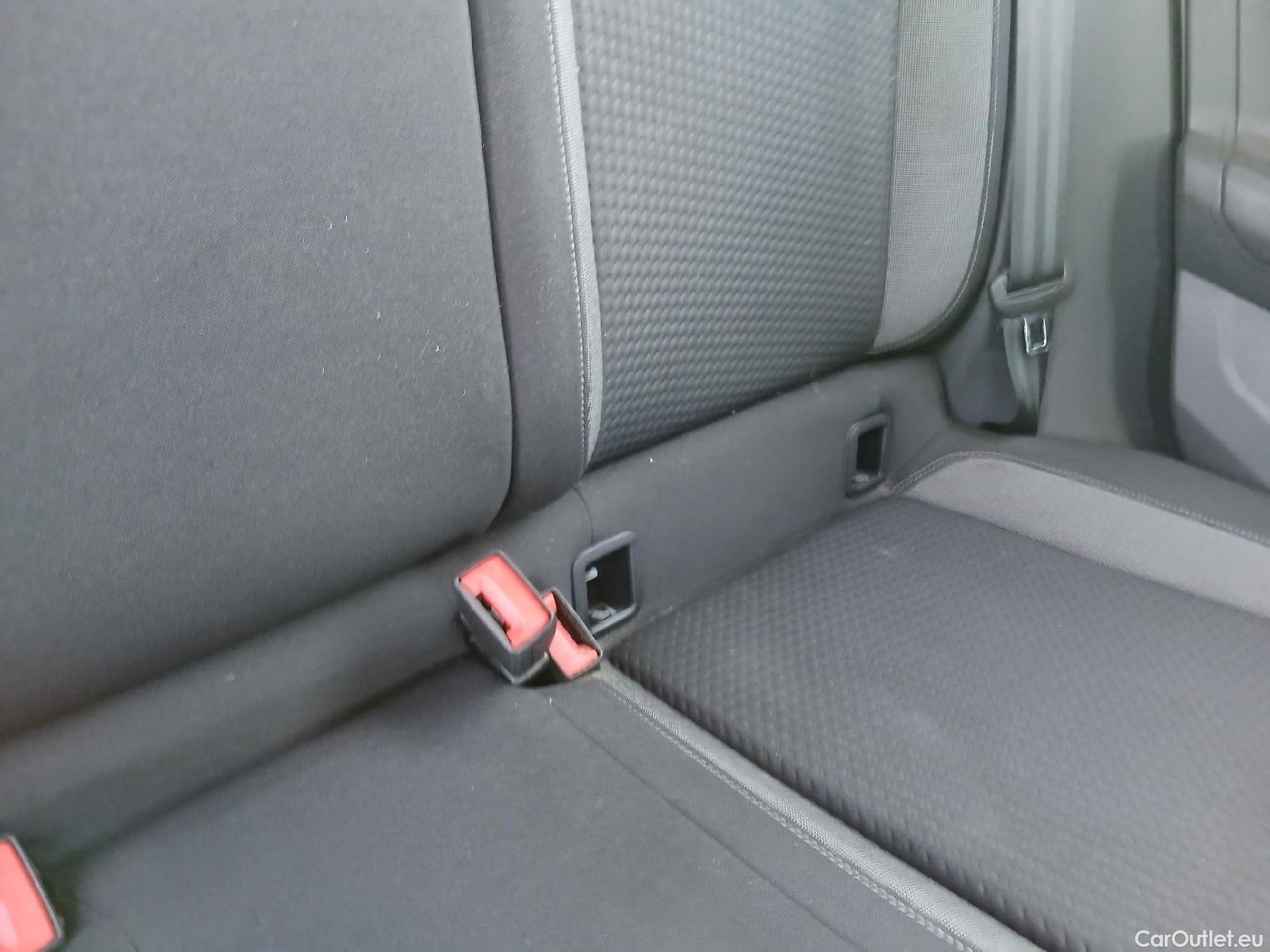  Volkswagen  Polo VOLKSWAGEN  / 2021 / 5P / berlina con portón Life 1.0 TSI 70kW (95CV) #38