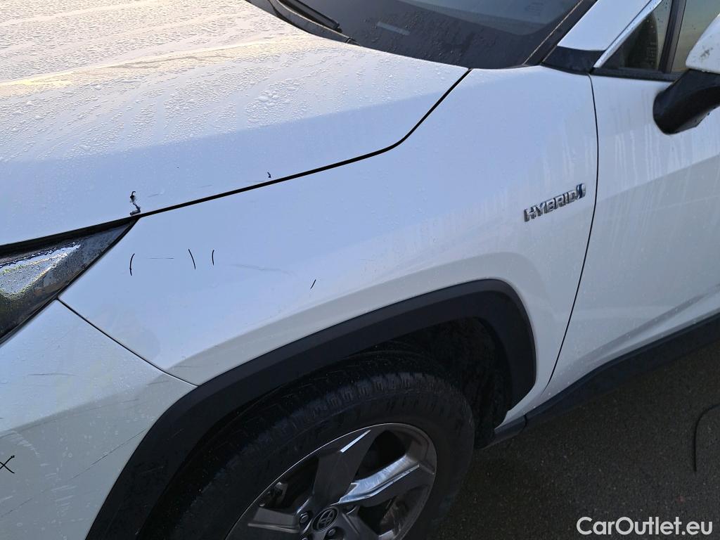  Toyota  RAV4 TOYOTA  / 2018 / 5P / todoterreno 2.5l 220H Advance #17