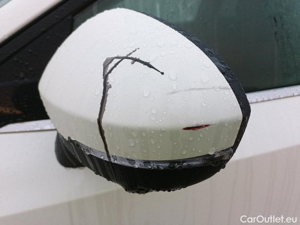  Nissan  Qashqai NISSAN  / 2021 / 5P / todoterreno DIG-T 103kW mHEV 4x2 Premiere Edition(SL) #14