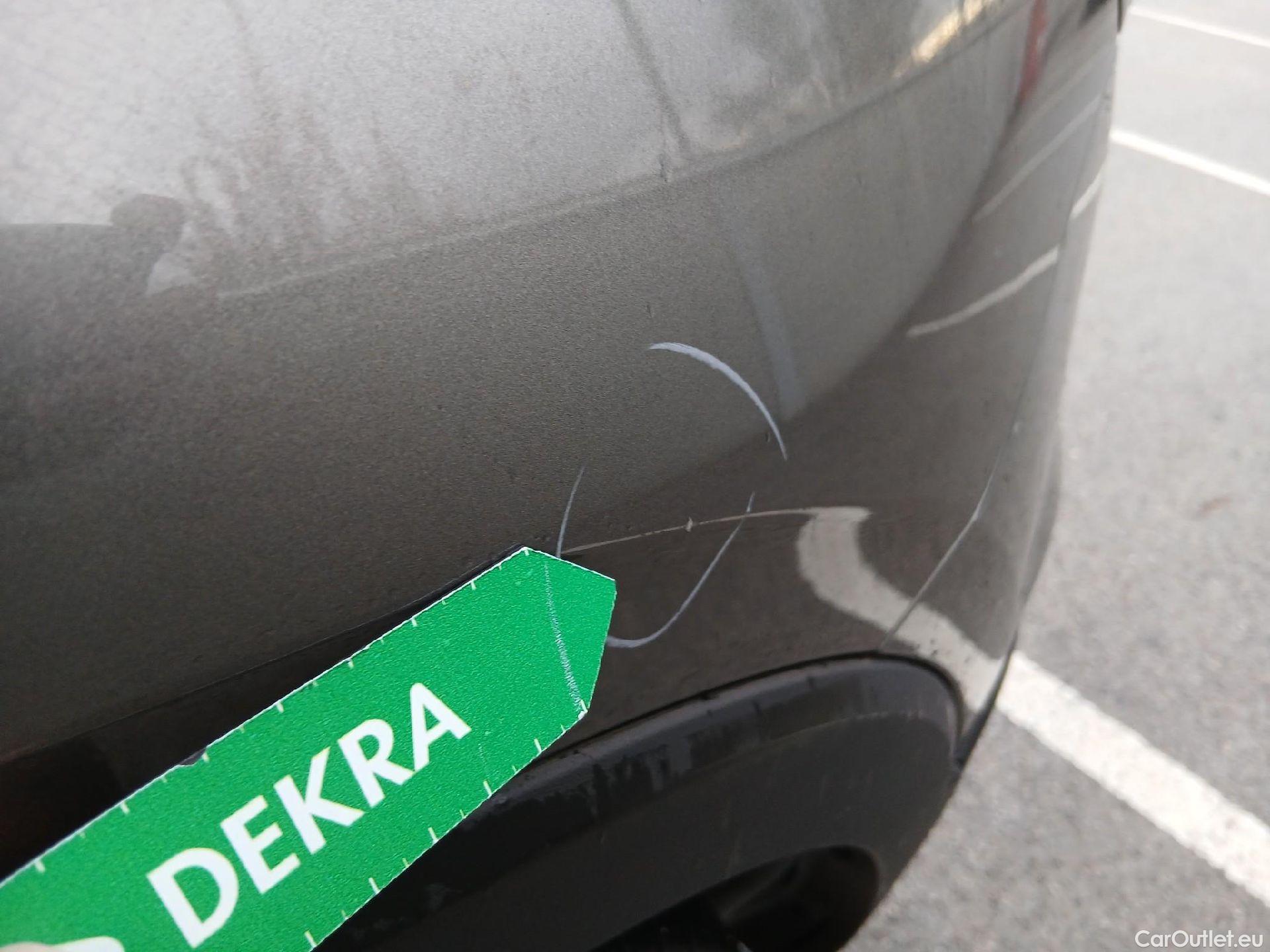  Volkswagen  T-CROSS VOLKSWAGEN  / 2018 / 5P / todoterreno Advance 1.0 TSI 85kW (115CV) DSG (AC) #12