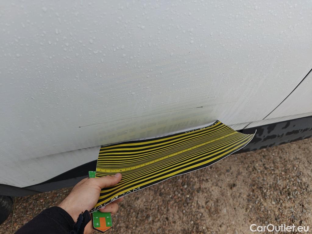  Opel   Grandland X OPEL Grandland / 2021 / 5P / todoterreno 1.5 CDTi Business Edition Auto #3