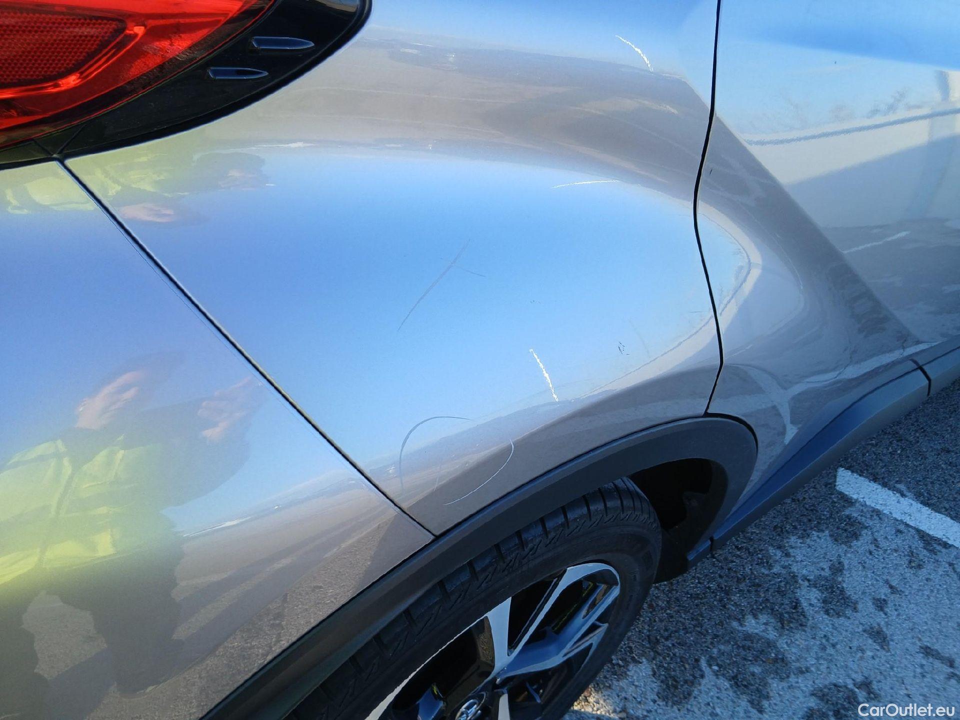  Toyota  C-HR TOYOTA  / 2016 / 5P / todoterreno 1.8 125H Advance (CX) #15