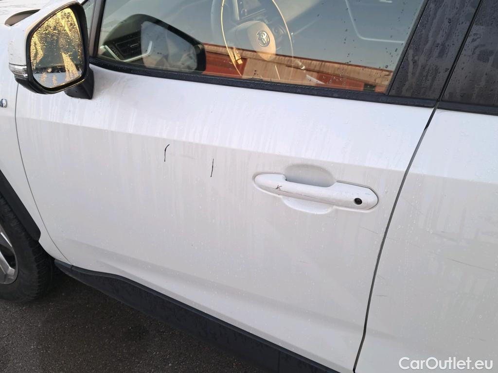  Toyota  RAV4 TOYOTA  / 2018 / 5P / todoterreno 2.5l 220H Advance #5