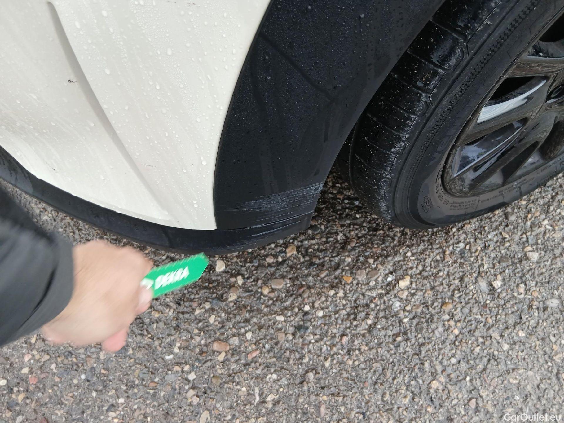  Mini  Cooper MINI MINI / 2021 / 5P / berlina con portón  5 PUERTAS #3