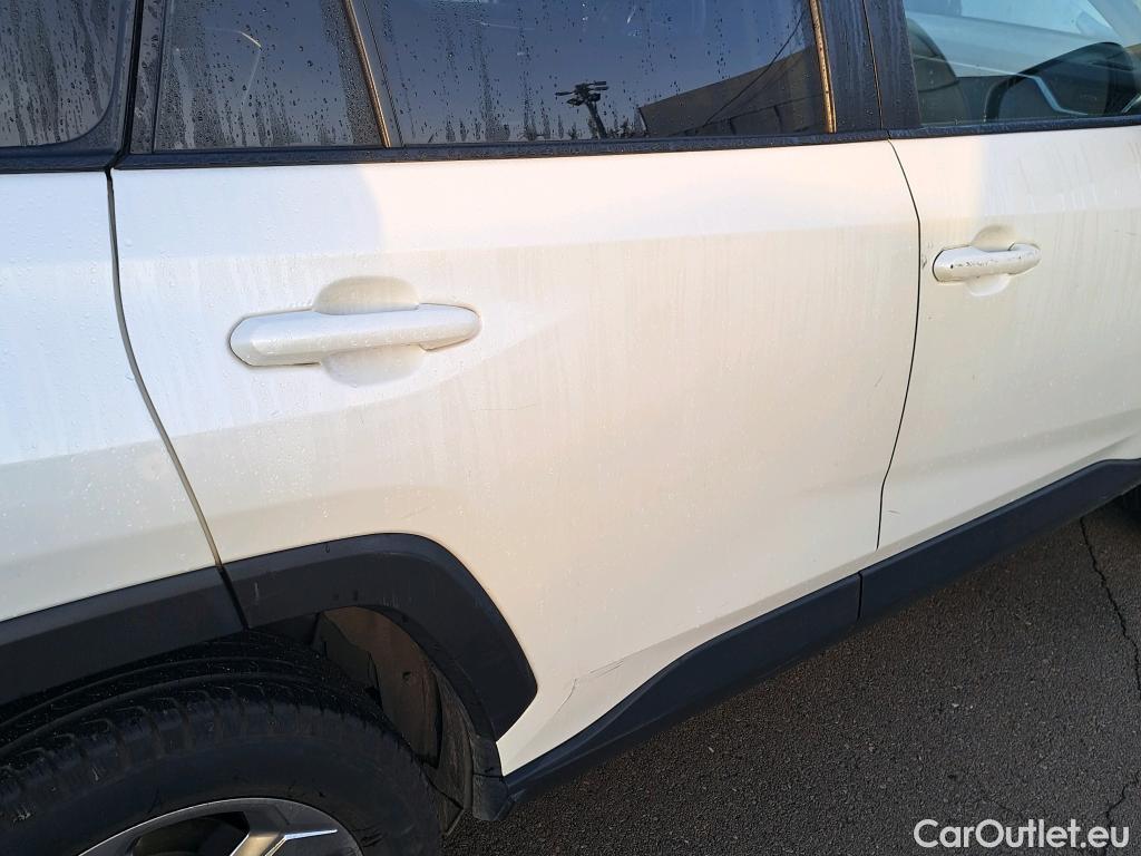  Toyota  RAV4 TOYOTA  / 2018 / 5P / todoterreno 2.5l 220H Advance #1