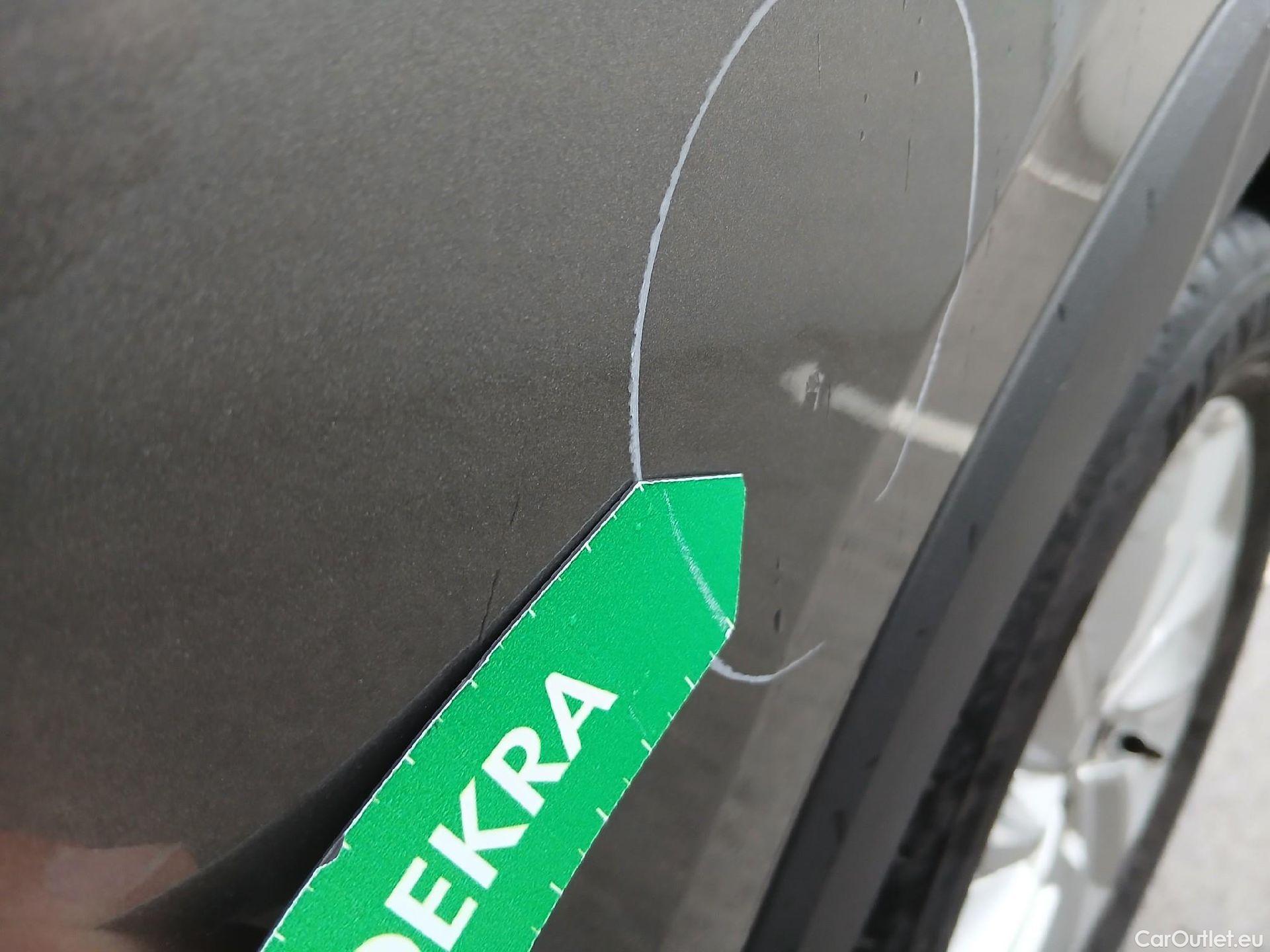  Volkswagen  T-CROSS VOLKSWAGEN  / 2018 / 5P / todoterreno Advance 1.0 TSI 85kW (115CV) DSG (AC) #11