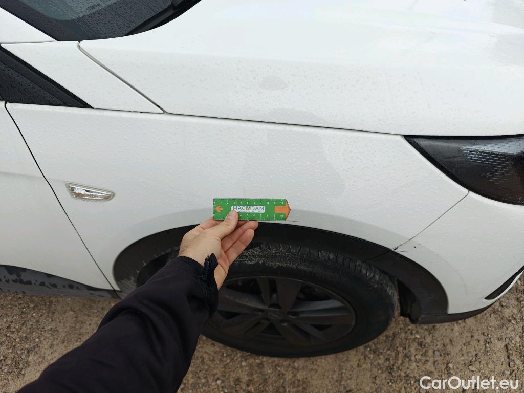  Opel   Grandland X OPEL Grandland / 2021 / 5P / todoterreno 1.5 CDTi Business Edition Auto #28