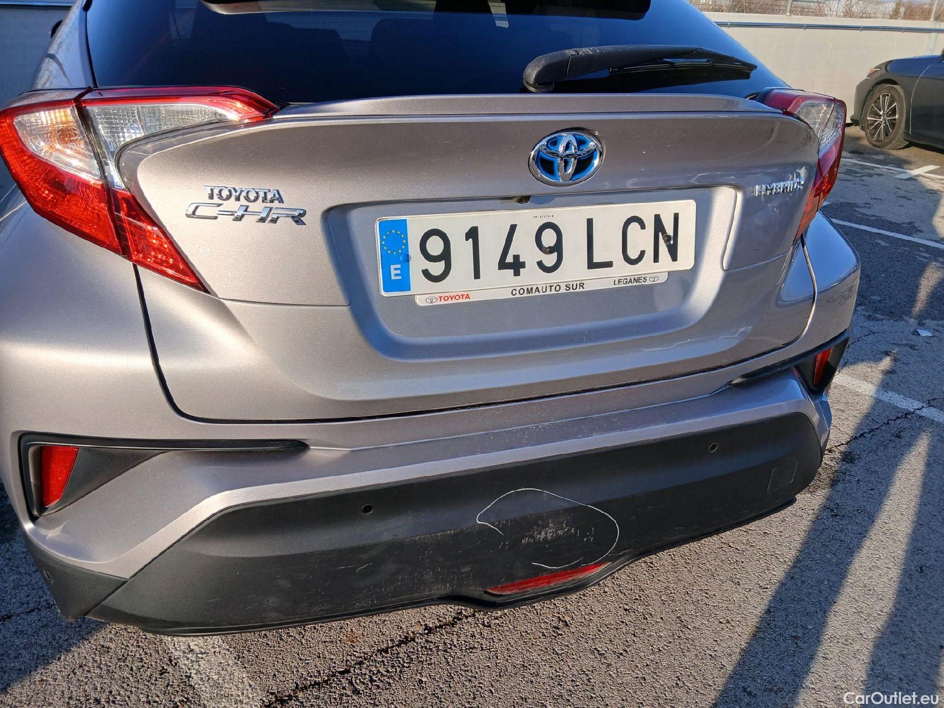  Toyota  C-HR TOYOTA  / 2016 / 5P / todoterreno 1.8 125H Advance (CX) #13