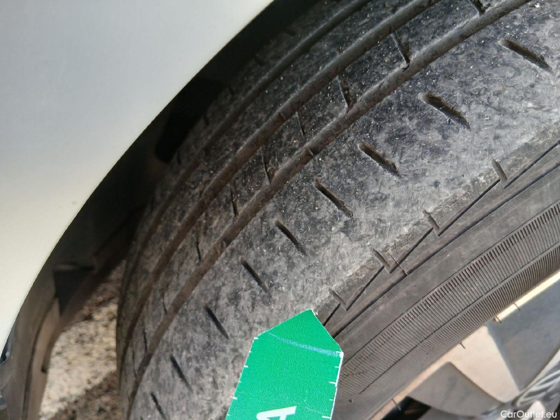  Volkswagen  Polo VOLKSWAGEN  / 2021 / 5P / berlina con portón Life 1.0 TSI 70kW (95CV) #7