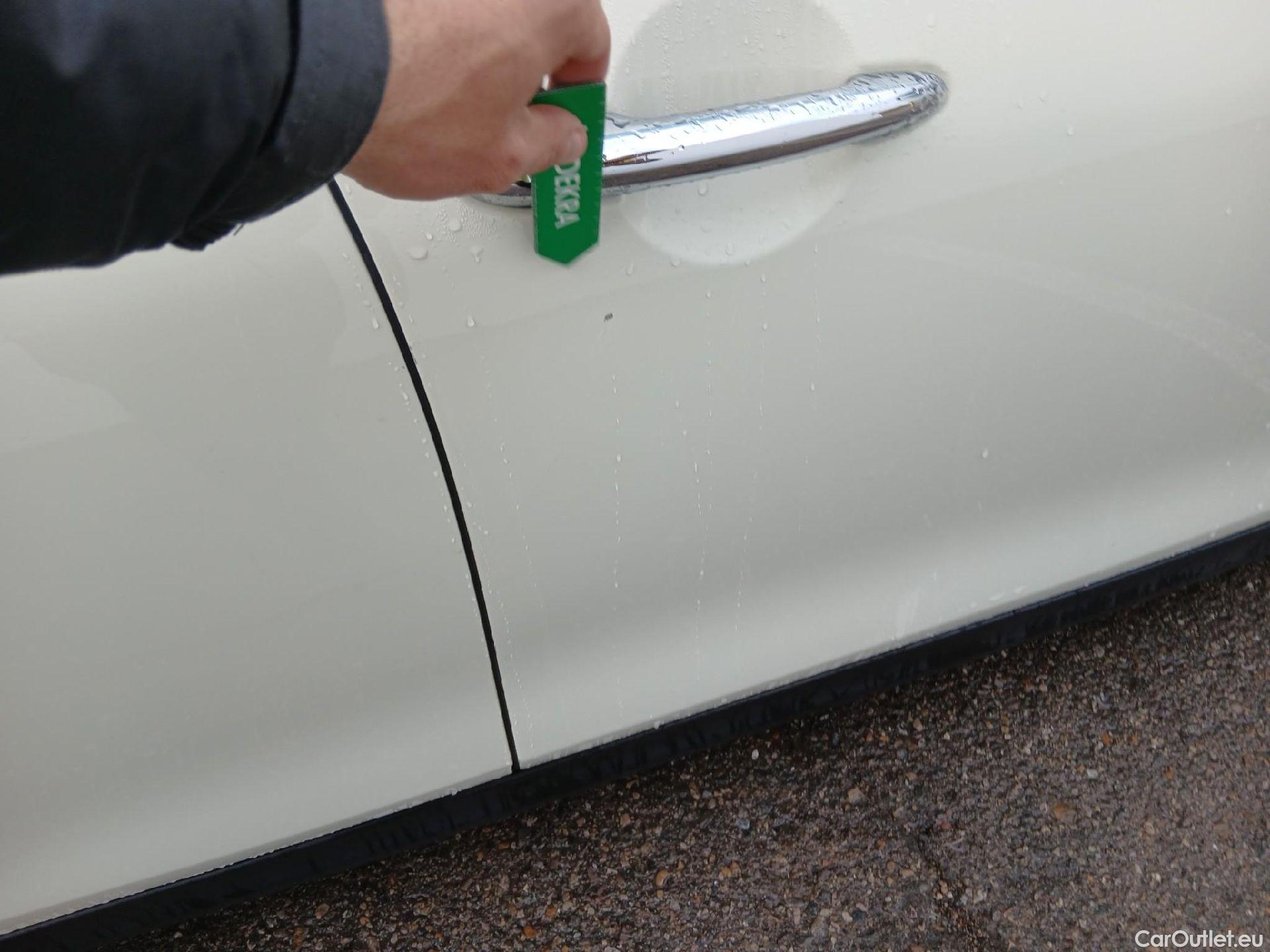  Mini  Cooper MINI MINI / 2021 / 5P / berlina con portón  5 PUERTAS #18