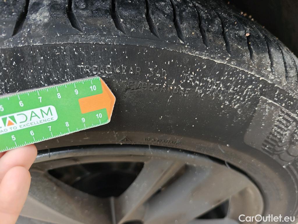  Opel   Grandland X OPEL Grandland / 2021 / 5P / todoterreno 1.5 CDTi Business Edition Auto #11