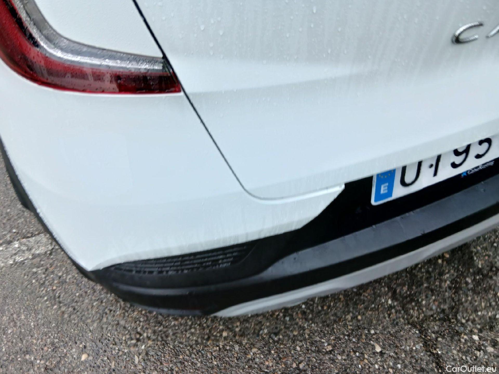  Renault  Captur RENAULT  / 2019 / 5P / todoterreno Intens TCe 90 (AC) #10