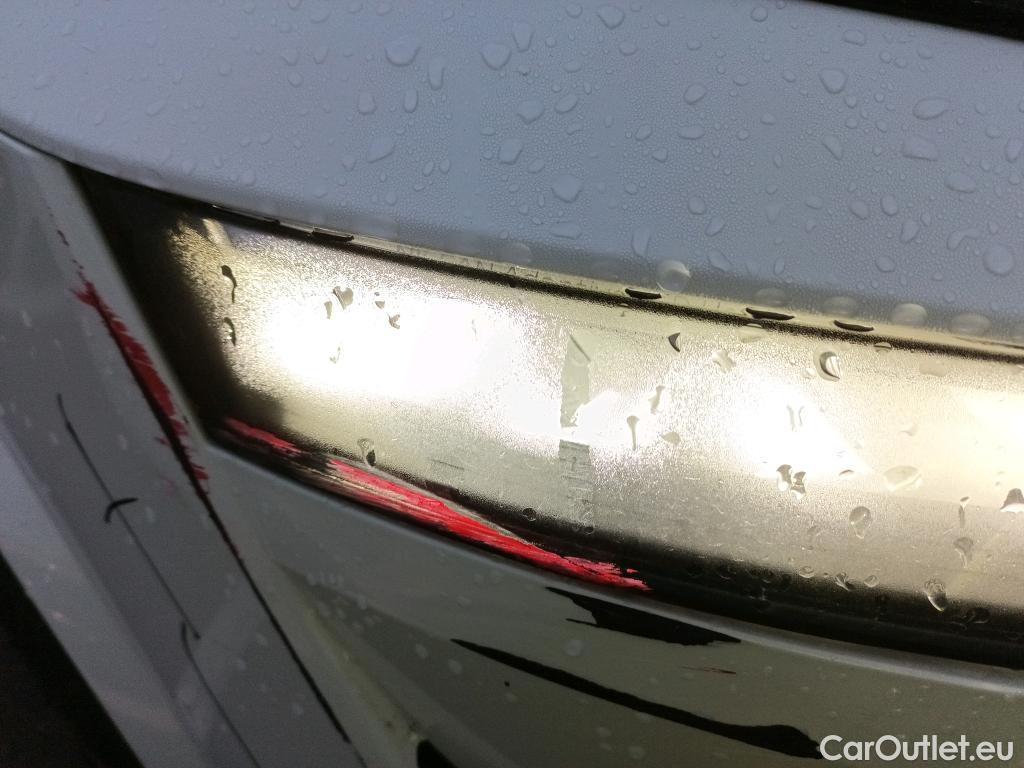  Nissan  Qashqai NISSAN  / 2021 / 5P / todoterreno DIG-T 103kW mHEV 4x2 Premiere Edition(SL) #8