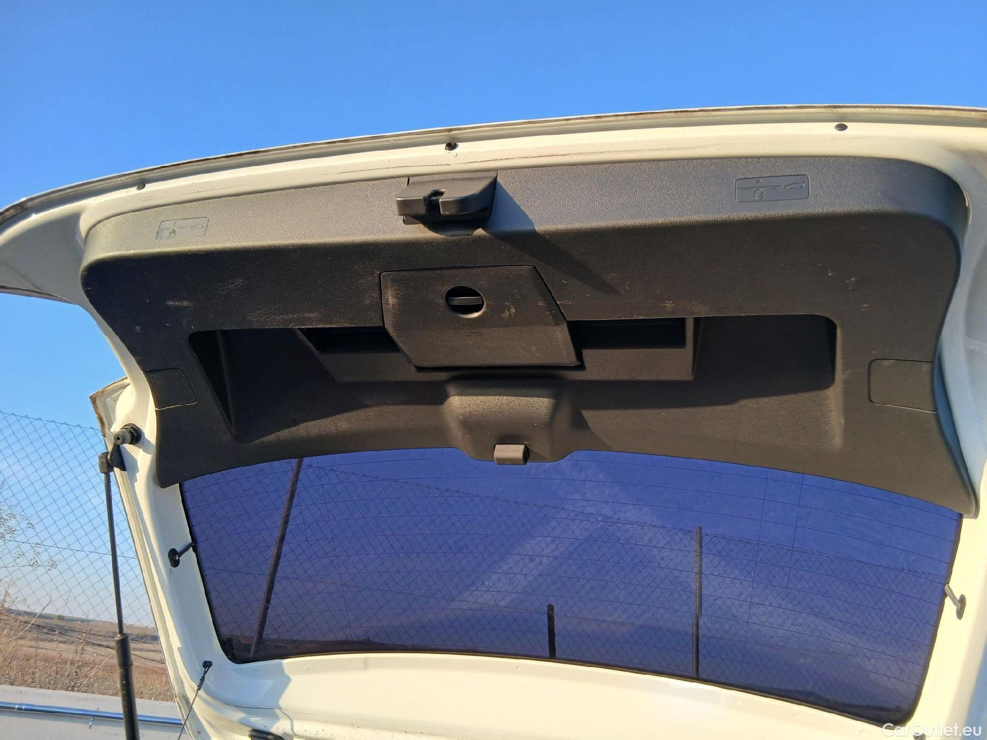  Volkswagen  Polo VOLKSWAGEN  / 2021 / 5P / berlina con portón Life 1.0 TSI 70kW (95CV) #26