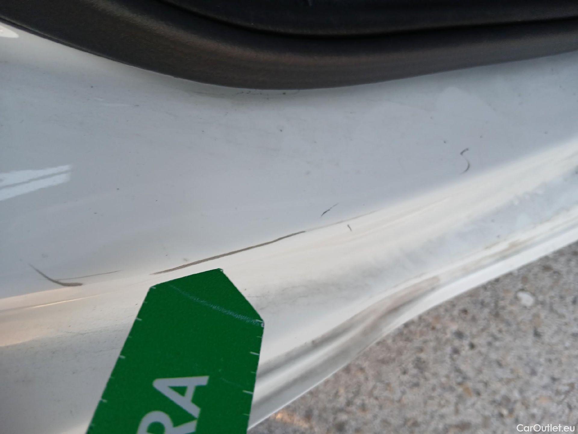  Volkswagen  Polo VOLKSWAGEN  / 2021 / 5P / berlina con portón Life 1.0 TSI 70kW (95CV) #37