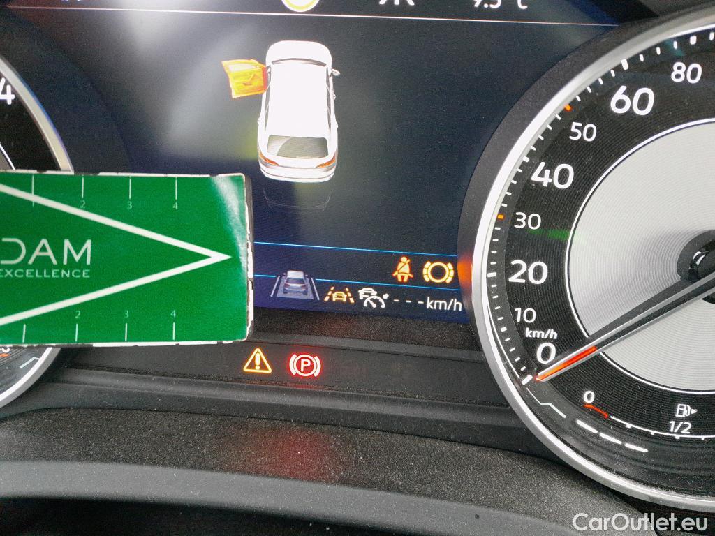  Volkswagen  Touareg VOLKSWAGEN  / 2018 / 5P / todoterreno Premium 3.0 TDI 170kW (231CV) Tip 4Mot #10