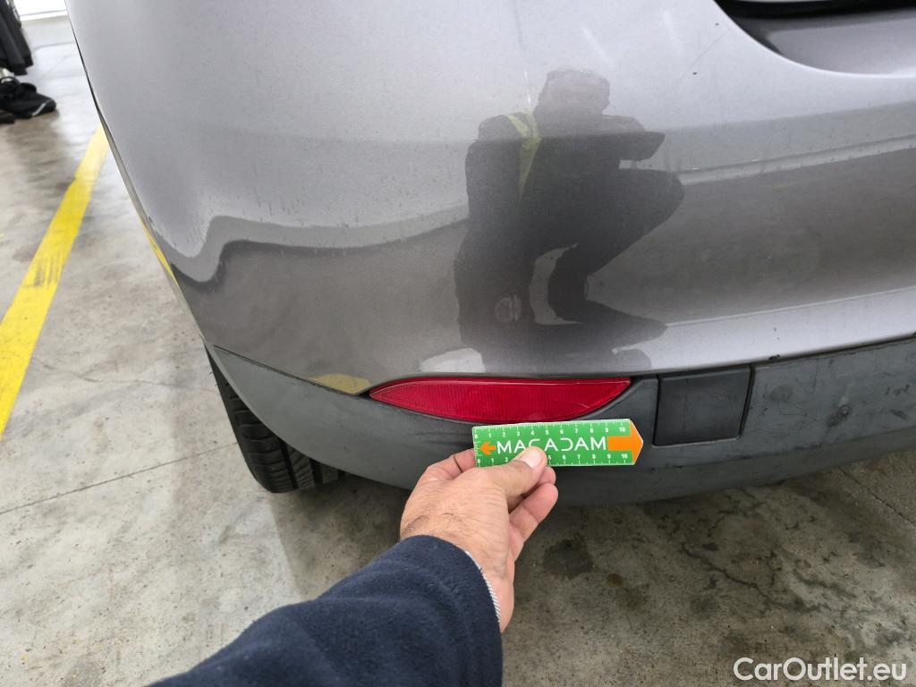  Renault  Megane  III Berline 5pt. Life 1.5 dCi 95CV BVM6 E5 #10