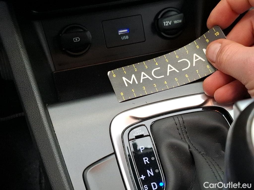  Hyundai  Konna Kona Business Hybrid 2WD 1.6 GDI 140CV BVA6 E6d #5