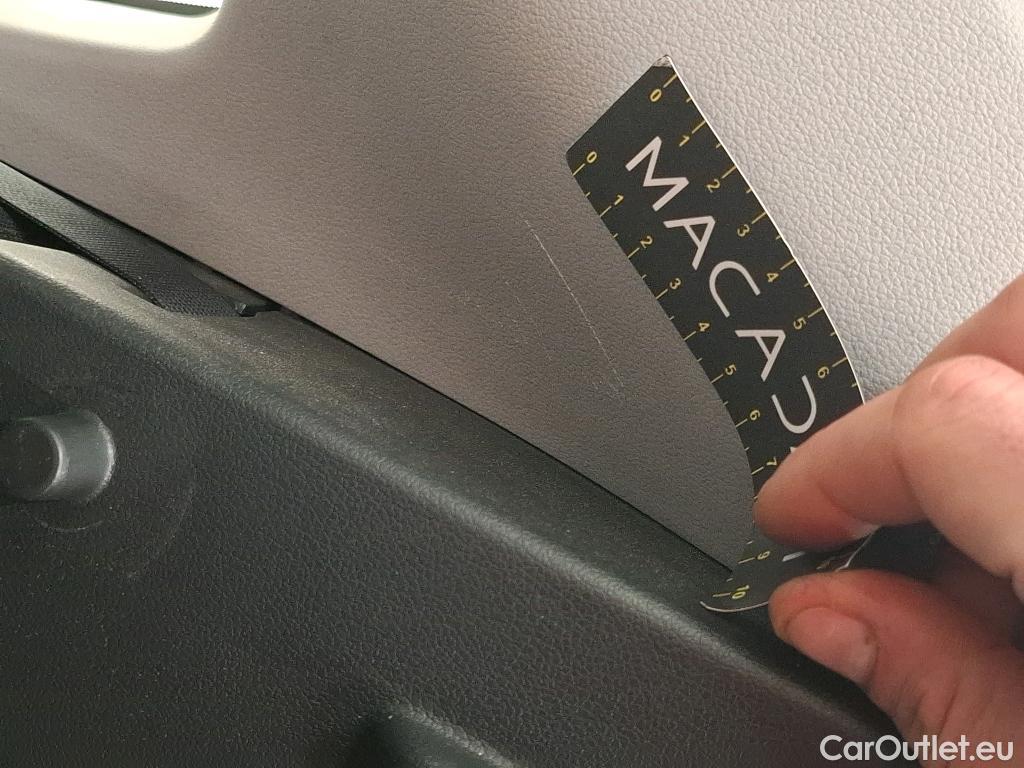  Hyundai  Konna Kona Business Hybrid 2WD 1.6 GDI 140CV BVA6 E6d #3