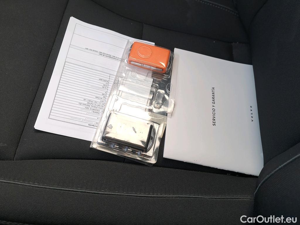  Volvo  XC 40 VOLVO XC40 / 2017 / 5P / todoterreno 1.5 T4 Twin Recharge Inscription Ex Auto #8