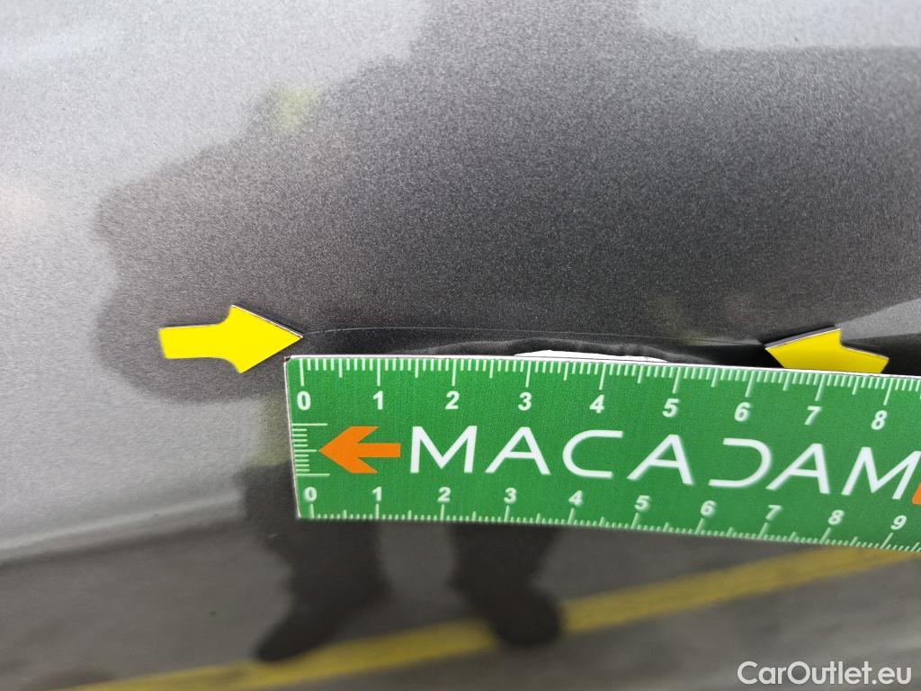  Renault  Megane  III Berline 5pt. Life 1.5 dCi 95CV BVM6 E5 #25