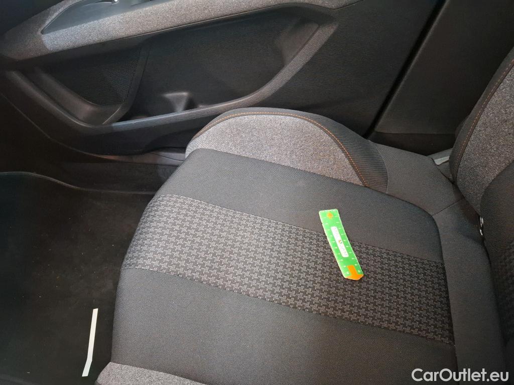  Peugeot  3008  Active Business 1.5 HDi 130CV BVA8 E6d #28