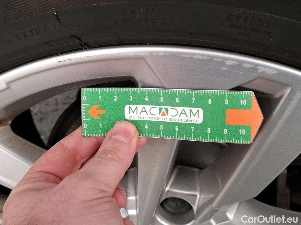  Audi  A3 AUDI  Sportback / 2020 / 5P / Berline 40 TFSI e 204 S Tronic Business Line #19