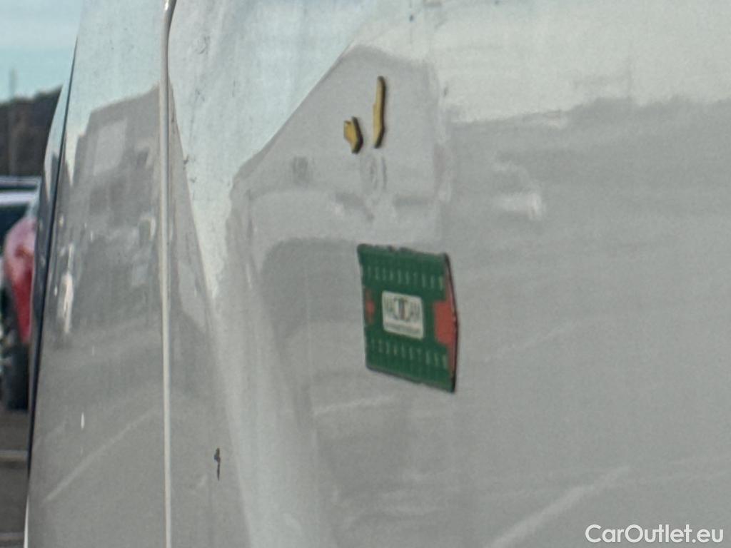  Renault  Trafic  Fourgon L2H1 3T Grand Confort 2.0 dCi 130CV BVM6 E6d #34