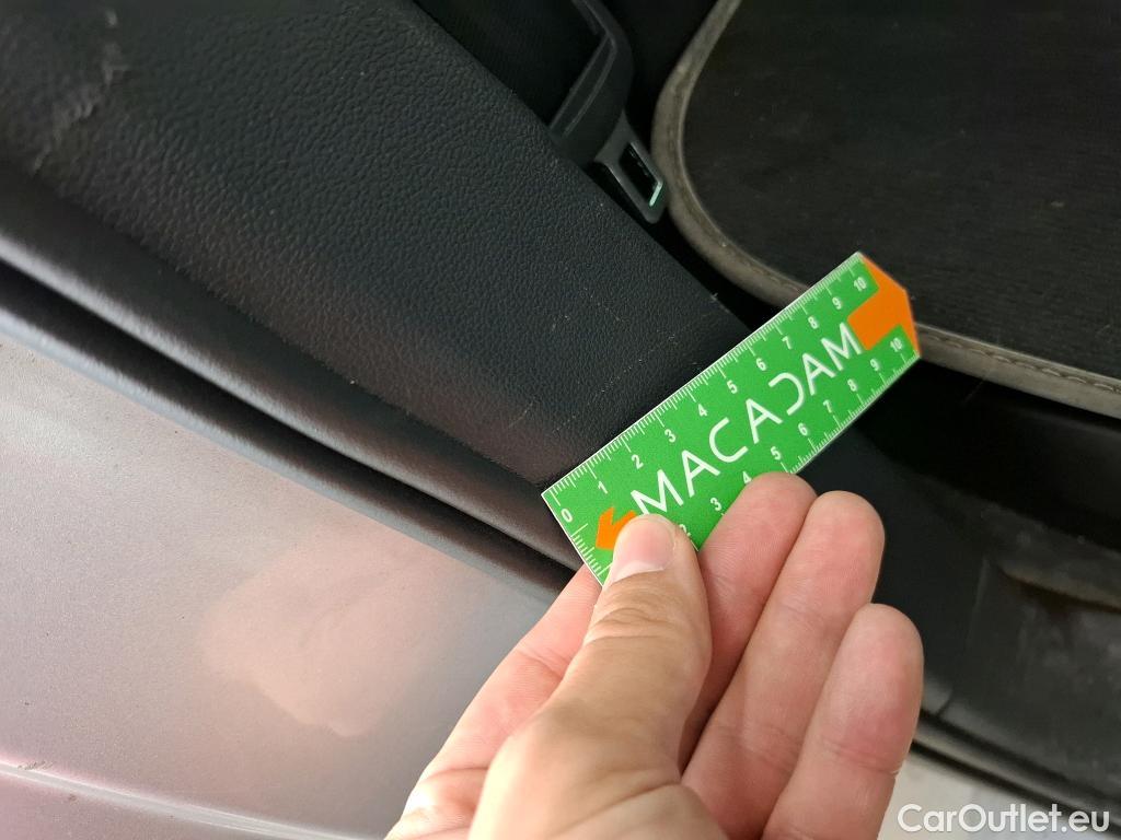  Volkswagen  Tiguan VOLKSWAGEN  / 2020 / 5P / SUV 2.0 TDI 150 DSG7 R-Line #11